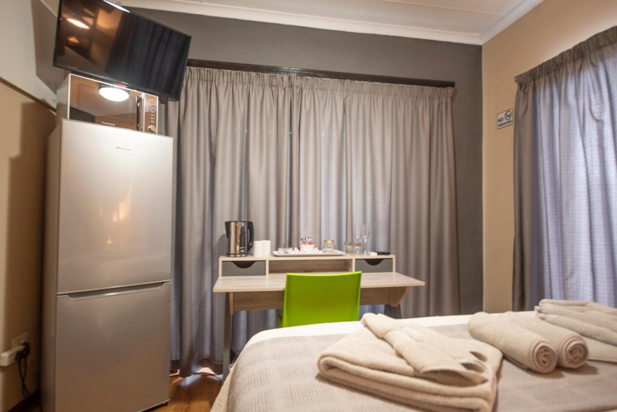 Meadowbrook Guesthouse Pretoria-Noord Dış mekan fotoğraf