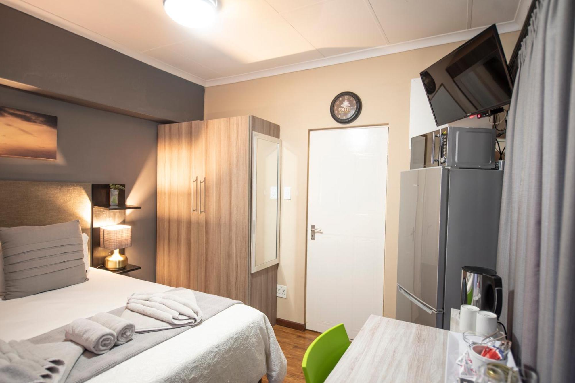 Meadowbrook Guesthouse Pretoria-Noord Dış mekan fotoğraf
