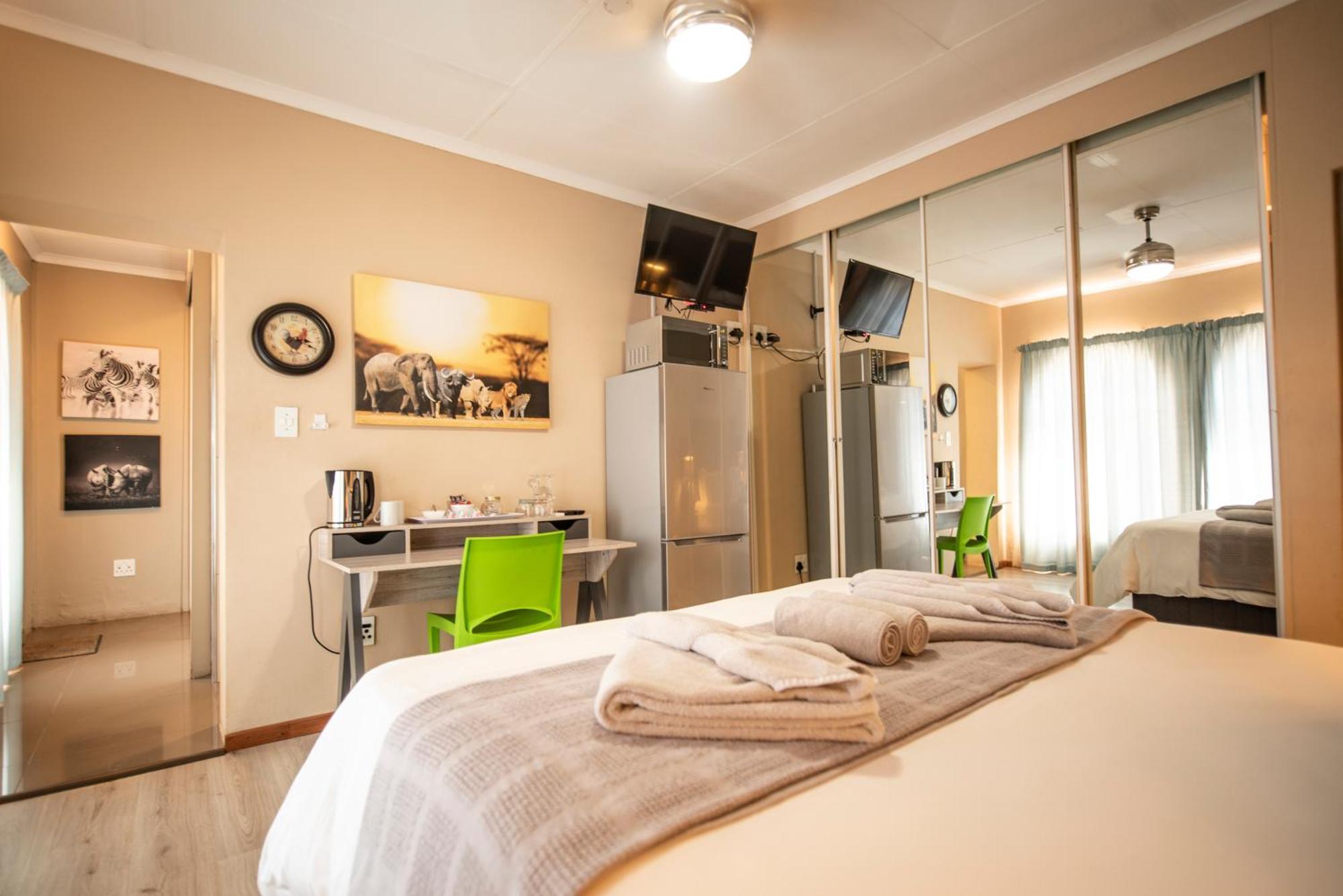 Meadowbrook Guesthouse Pretoria-Noord Dış mekan fotoğraf